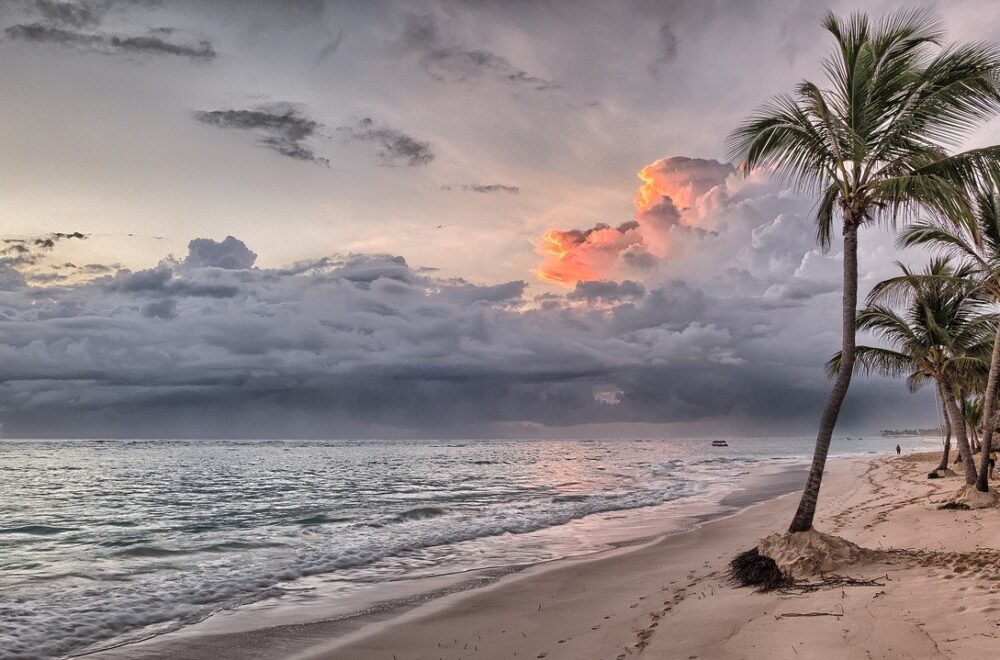 beach, sea, ocean-1236581.jpg