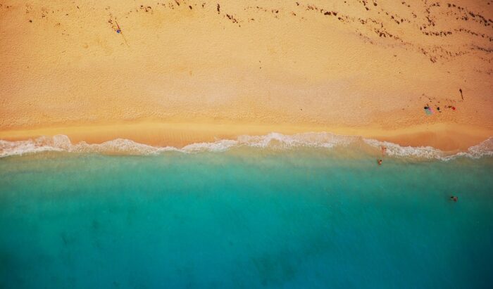 beach, shoreline, aerial view-832346.jpg