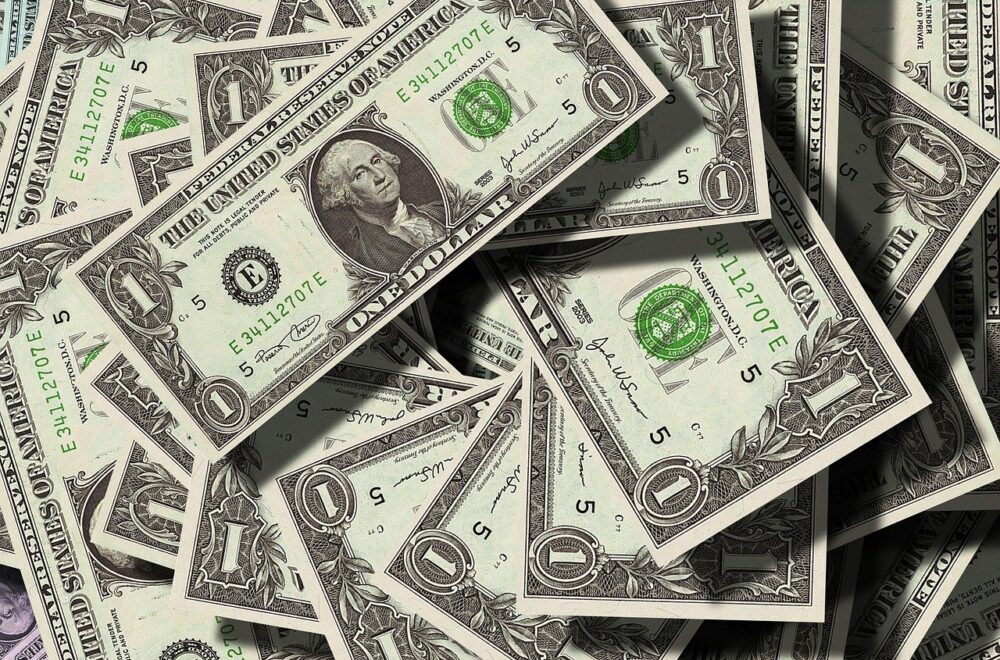 dollars, currency, money-499481.jpg