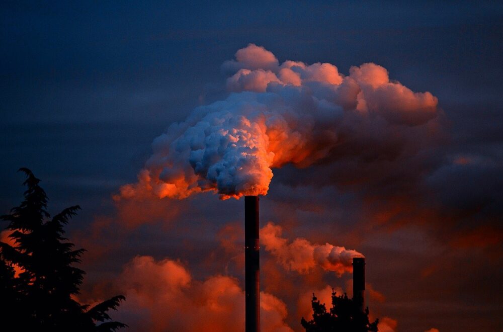 smoke, chimney, pollution-258786.jpg