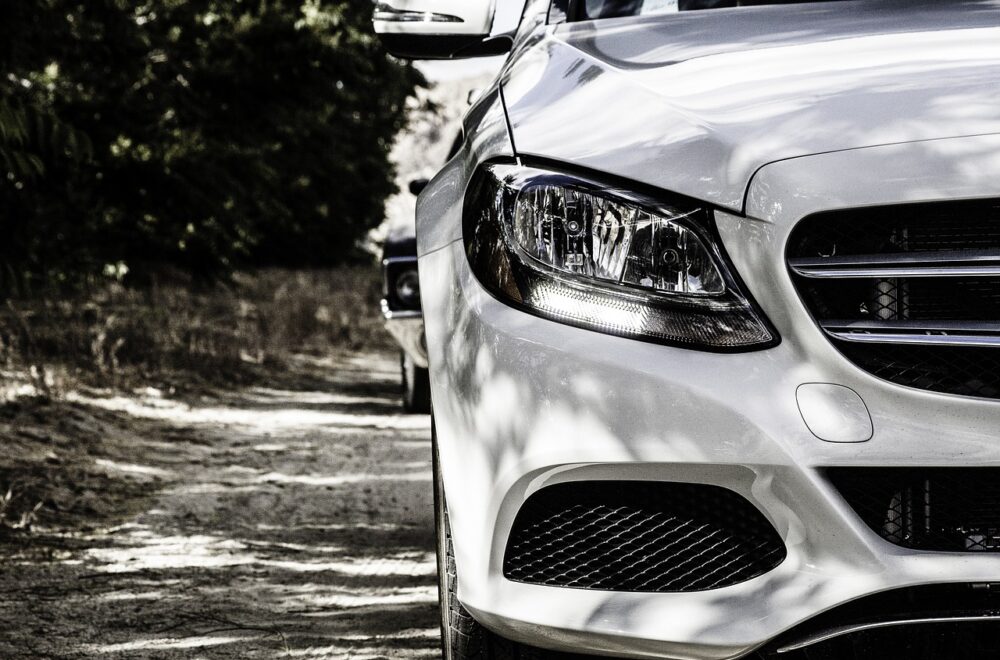 mercedes-benz, car, white-841465.jpg
