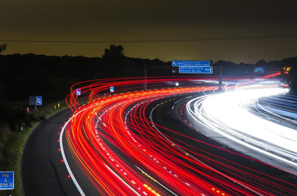traffic, highway, lights-332857.jpg